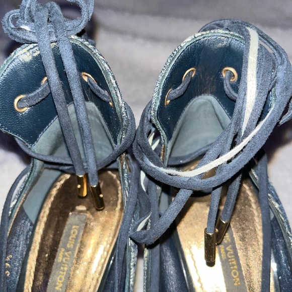 Authentic Louis Vuitton Wedge Sandals 9.5 - Picture 10 of 10